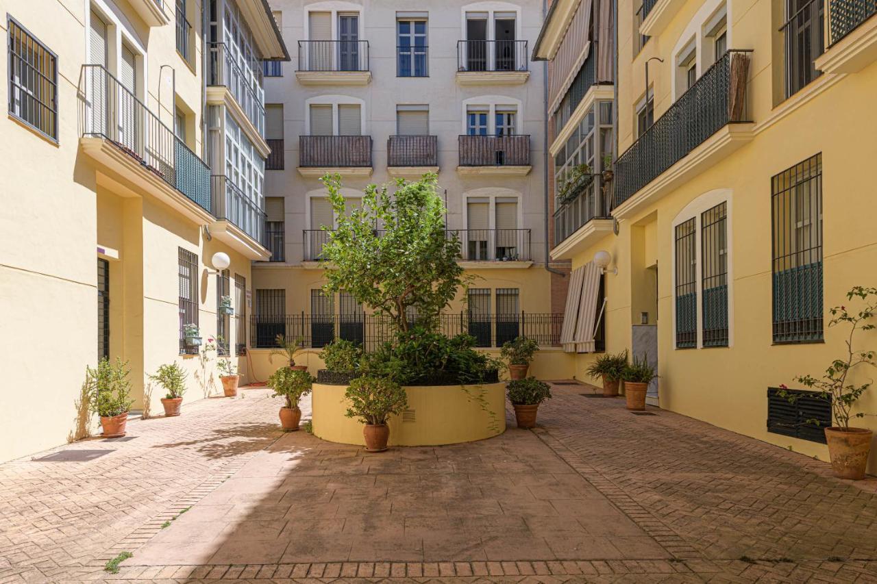 Wintowinrentals Genial Apartamento, Centrico Y Silencioso Málaga Buitenkant foto