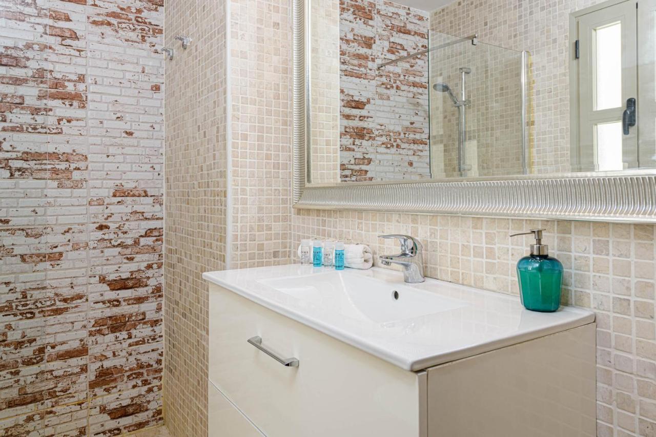 Wintowinrentals Genial Apartamento, Centrico Y Silencioso Málaga Buitenkant foto