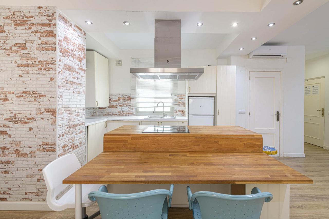 Wintowinrentals Genial Apartamento, Centrico Y Silencioso Málaga Buitenkant foto